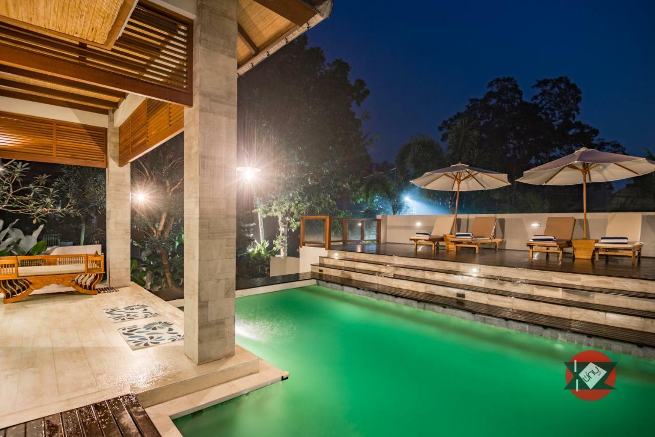 Villa Umah Galuh - Serene Tropical Escape - 3Br Private Pool Villa 乌布 外观 照片